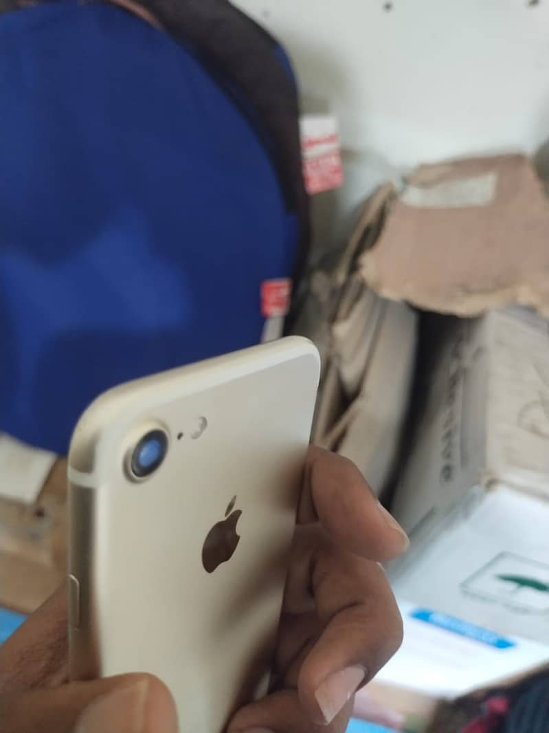 Iphone 7 pta aproved 128 gb 3