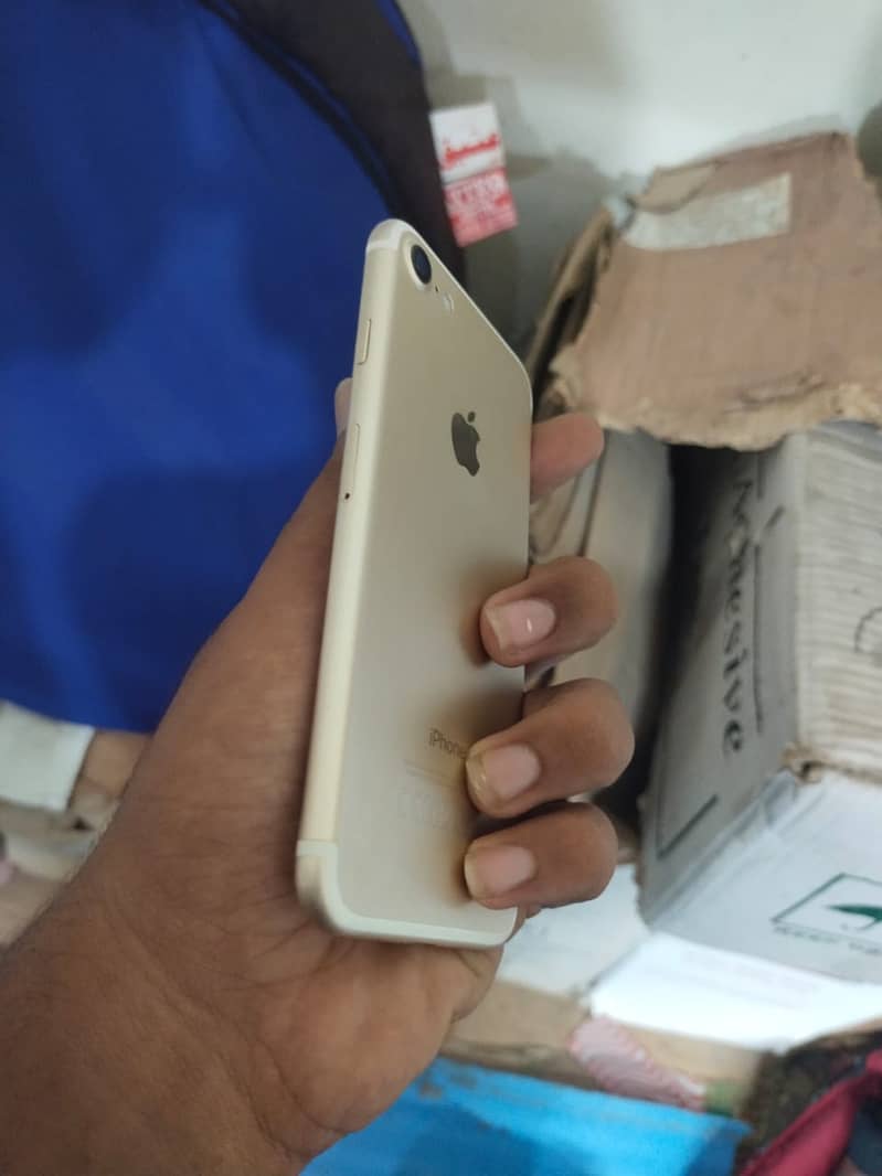 Iphone 7 pta aproved 128 gb 4