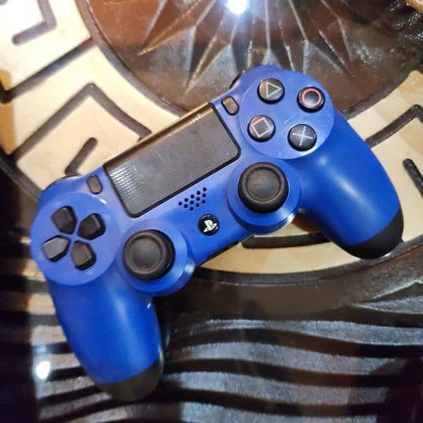 PlayStation 4 - 2 Controllers 3