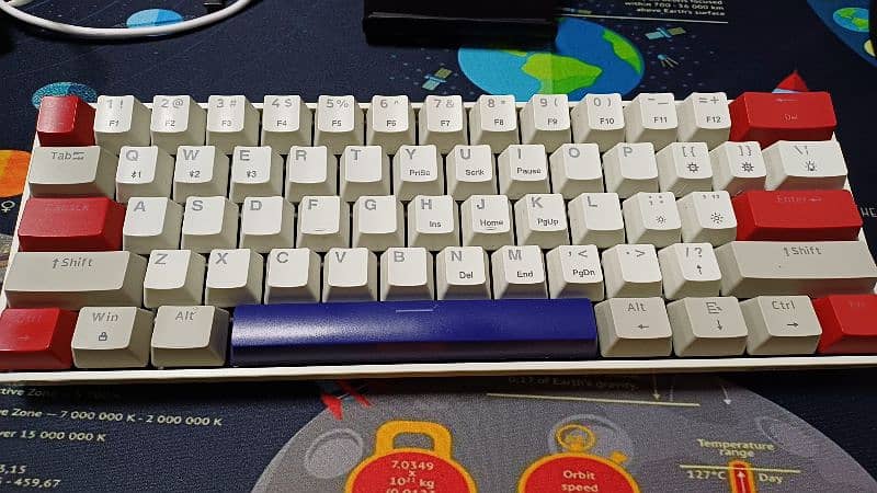 Newman RGB Mechanical 60% Keyboard 1