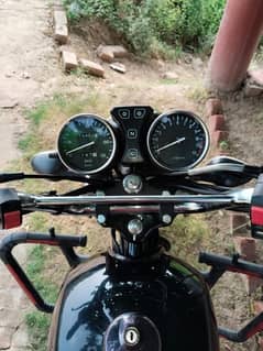 Suzuki GS 150