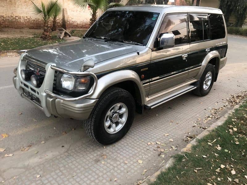 Mitsubishi Pajero 1992 0