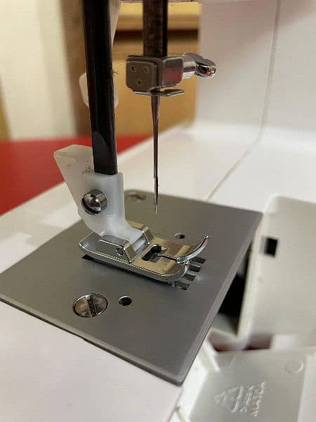 Semco Indigo Automatic Sewing Machine, Imported 6