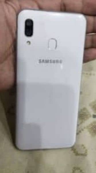 Samsung A30 with box 4 / 64 2