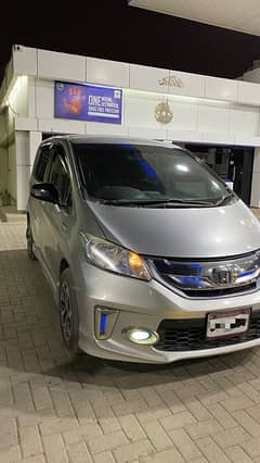 Honda Freed 2013