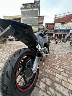 heavy bike Ducati replica 400 cc