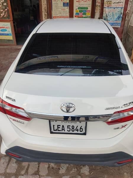 Toyota Corolla Altis 2016 1