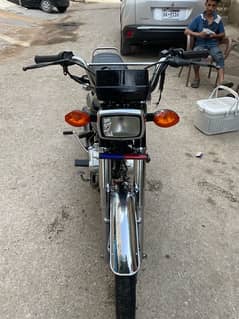 unique 125 bike available read add