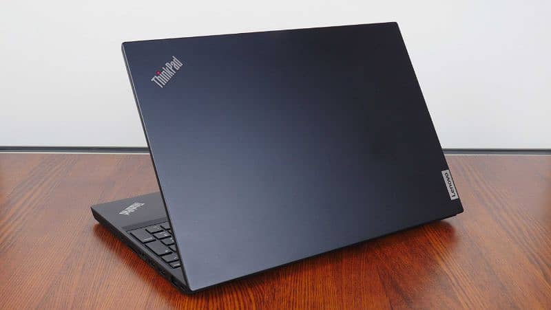 Lenovo Thinkpad p15v Gen 1 (ci7 10850H) hexa core (4GB Nvidia p620 GPU 2