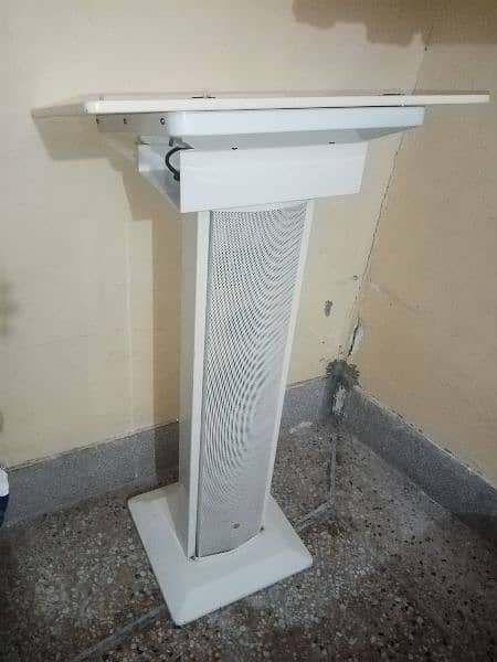 Podium Dice Rostrum Multimedia 4