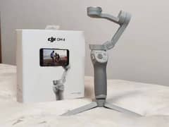 Dji Osmo 4 Gimbal is 1 month use all Ok look like Brand New