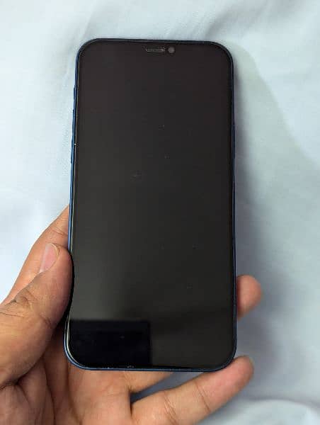 iPhone 12 factory unlocked in good condition 4