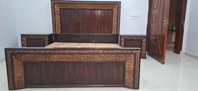 Used double bed (king size) with dressing and side tables