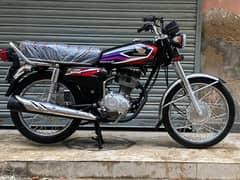 Honda CG 125 2017 BLACK COLOUR