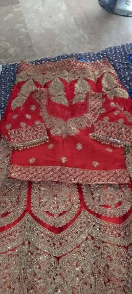 bridal lehnga 0