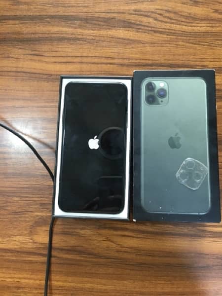 iPhone 11 Pro Max 512gb with box non pta factory unlocked 3