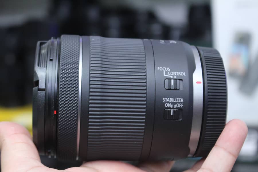 Canon RF 24-105mm IS STM Lens 1