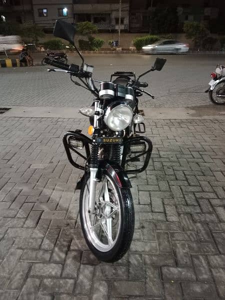 Suzuki GS 150 1