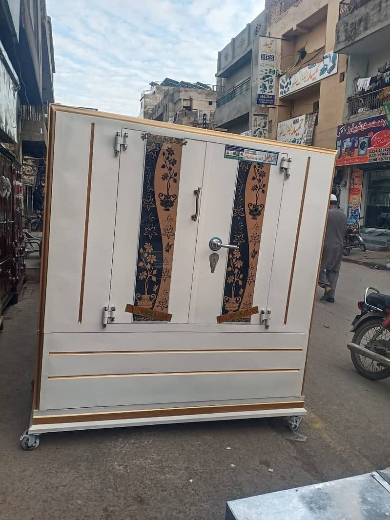 Safe Almari / Iron almari /fancy pilar almari for sale in lahore 9