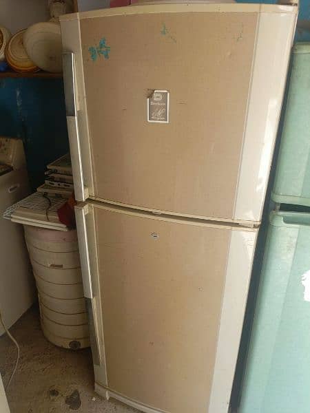 Dawlance fridge 0