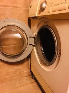 LG fully auromatic washing machine Washer Dryer 7