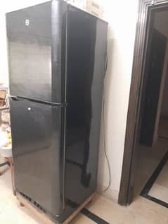 PEL Refrigerator jumbo size fridge model 20185 like new with warranty