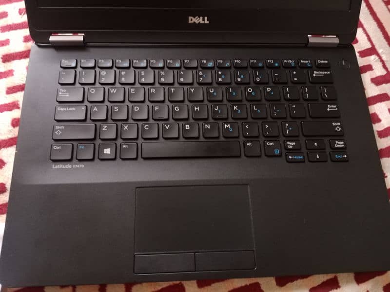 Laptop Dell i5 6 generation ( model E7470) 2