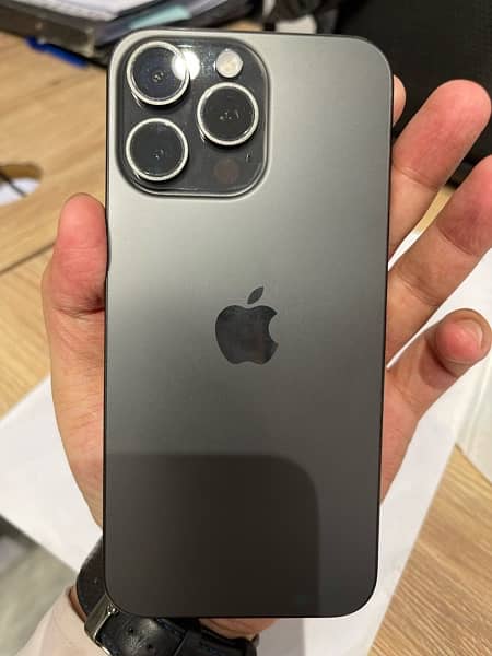 iphone 15 pro max 256GB Black titanium FU 2