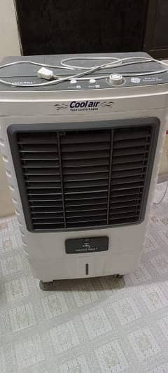 Ac/DC Room cooler