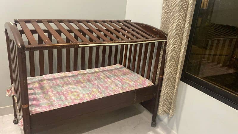 kids Baby Cot with New Mattress 6