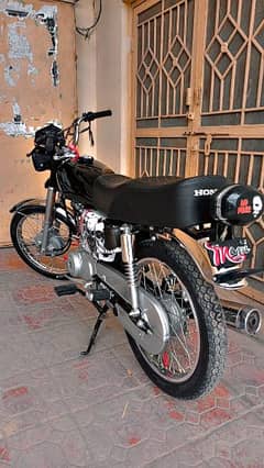 Honda 125 2024 unregistered exchange possible.