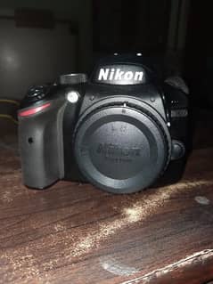 Nikon DSLR 3200D