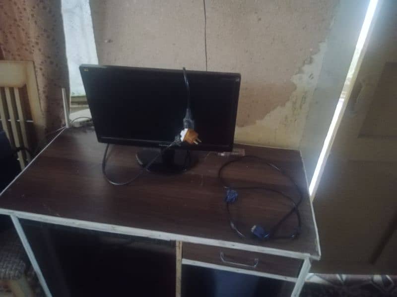 Hp used PC available for sale now. Need urgent sale. . . . . . ! 1