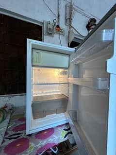 Dawlance Refrigerator Condition 100%