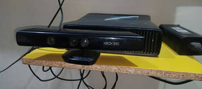 xbox 360 500GB urgent sale with kinect and 2 controller jtag