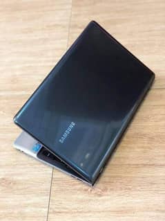 Samsung core i7, 15.6” Series 3 Essential Notebook 1TB HDD