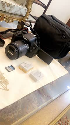 Canon 700D DSLR Slightly used Camera