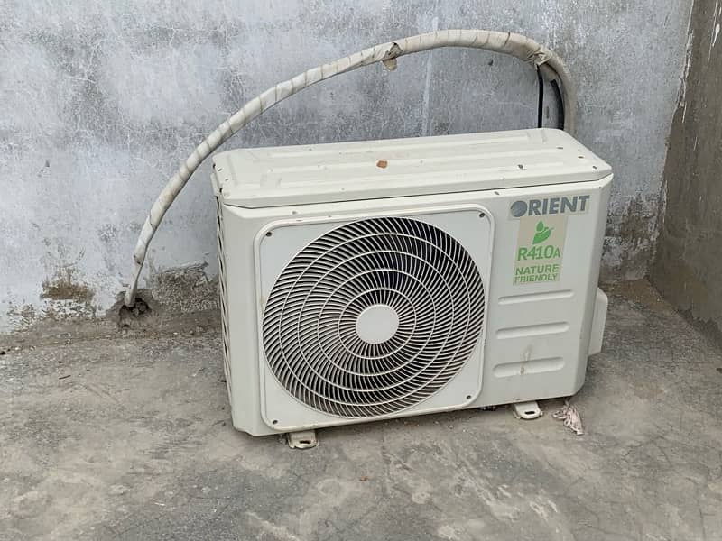 Orient split Air condition  1.5 ton non inverter 3