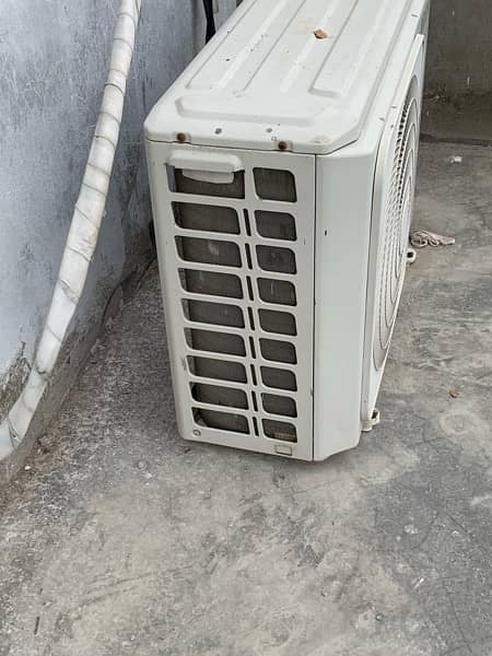 Orient split Air condition  1.5 ton non inverter 4