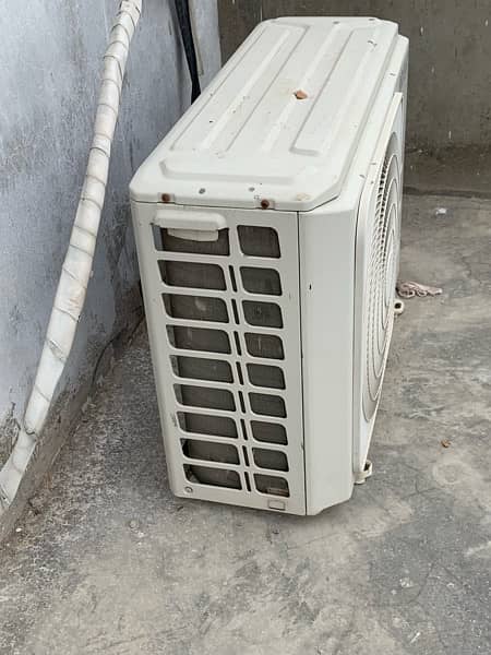 Orient split Air condition  1.5 ton non inverter 5