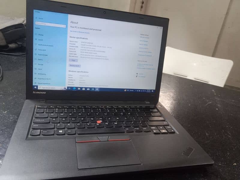 Lenovo Thinkpad Core i3 Gen 5  128 - 4 2