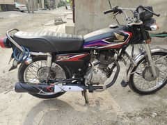 Honda 125 black