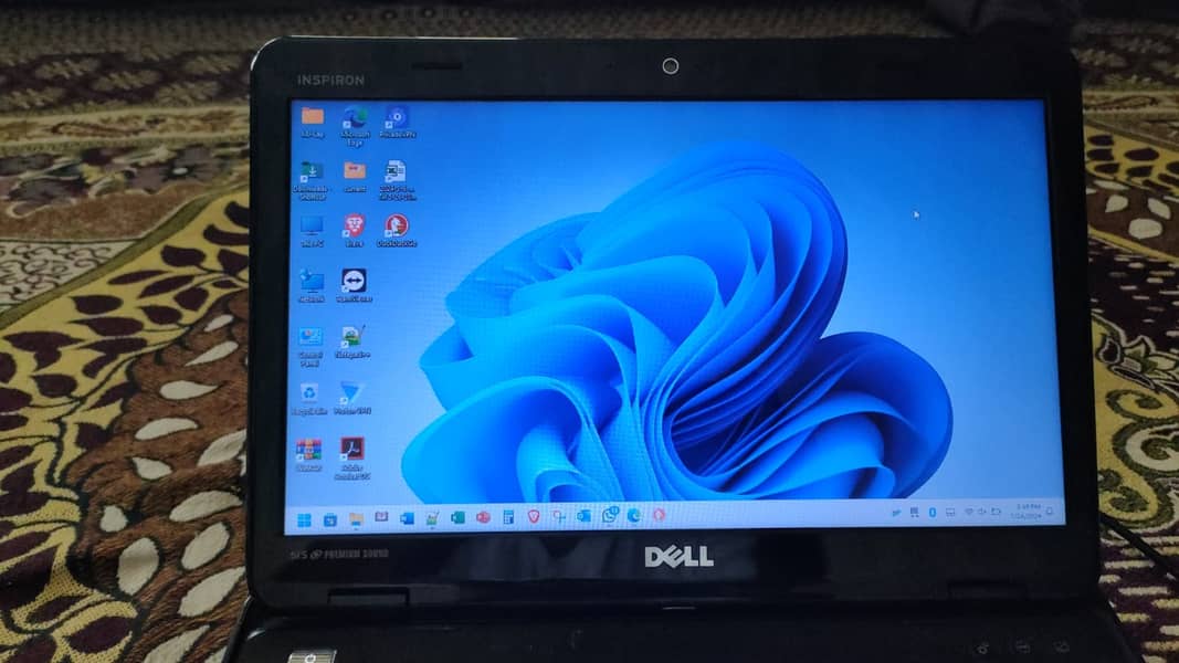 Laptop Dell good condition upgraded 16Gb RAM -- 1TB hard disk 2