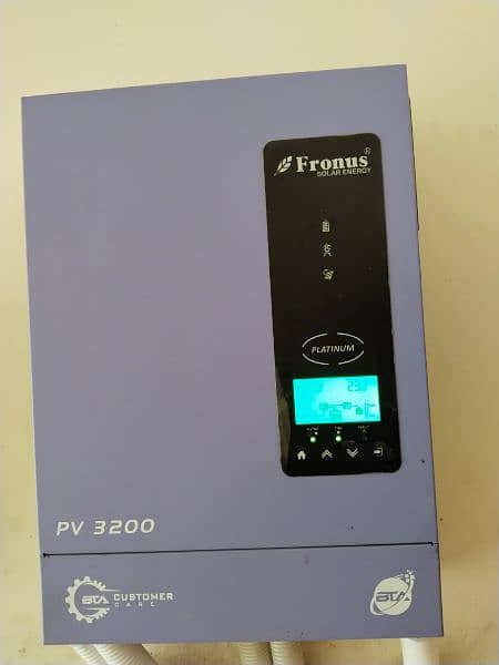 3.2KVA fronus inverter for sale. 0