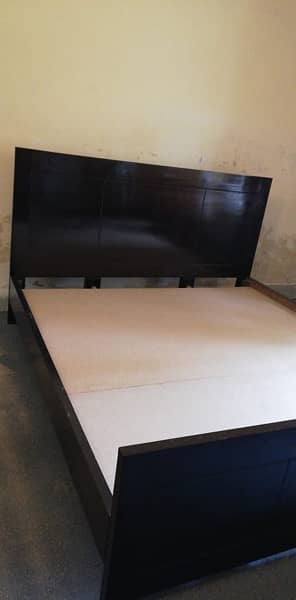 king size diyar wood king bedset 3