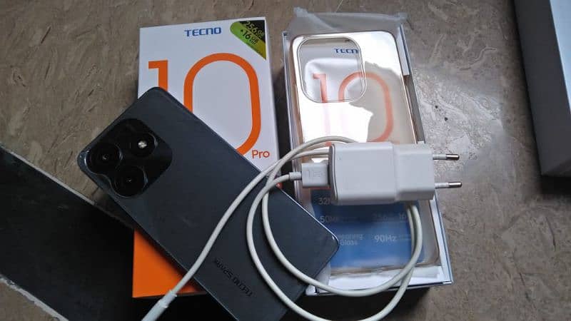 tecno spark 10 pro 8 256gb[exchange possible any 90fps phones] 0