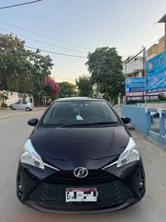 Toyota Vitz 2018/2022 RedWine 0