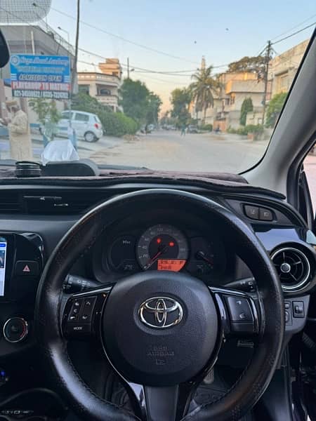 Toyota Vitz 2018/2022 RedWine 3