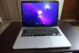 Mackbook Pro 2015 model retina display, Intel core i5