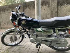 Honda 125 self start New condition